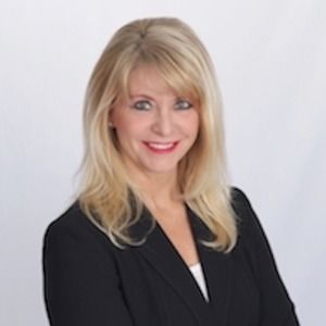 Meet your Posher, Janelle